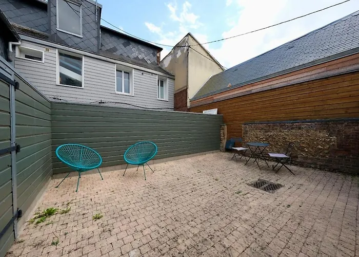 - Independant Avec Cour Apartment Rouen